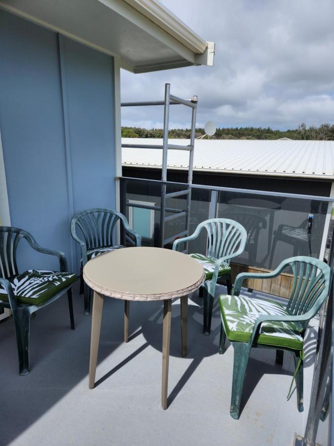 #40 At The Beach Waitarere Exterior photo